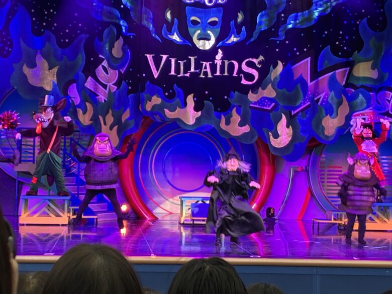 「クラブマウスビート」の魔女の写真